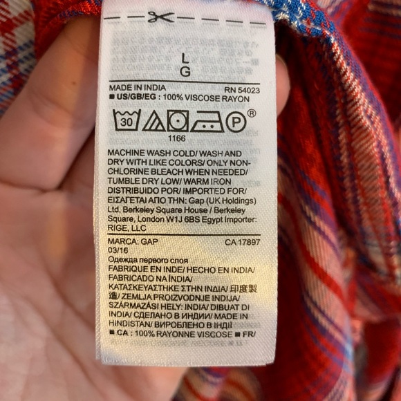 EUC Worn Once GAP Plaid Button Down - Picture 4 of 4